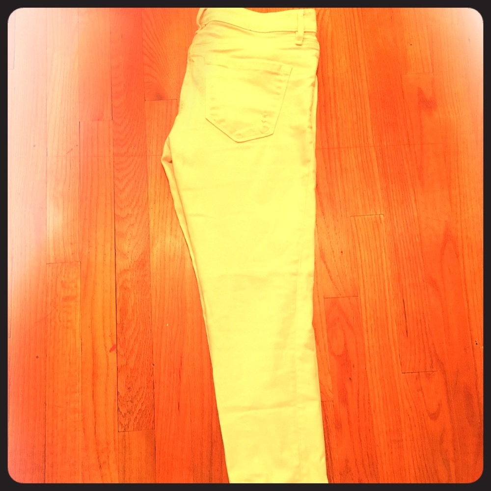 5 for $25. White Ann Taylor LOFT Pants.